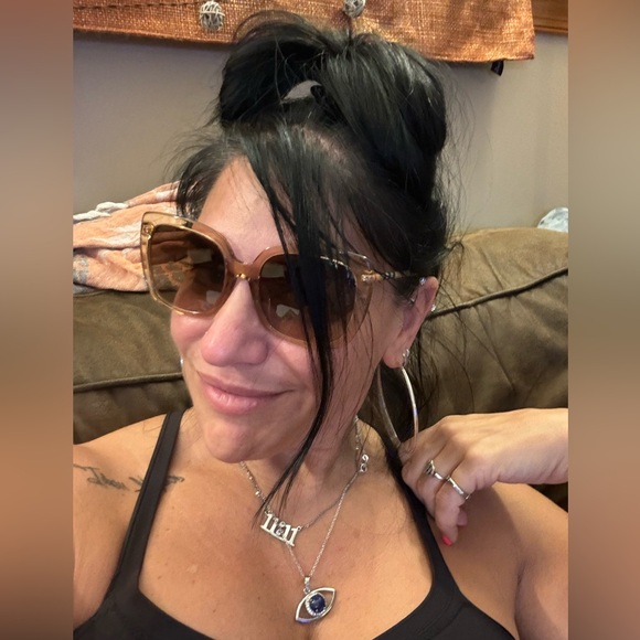 BNIB Authentic Burberry BE4323 “Caroll” Sunglasses-Peach/Gradient Brown/Nova Chk - Picture 14 of 17